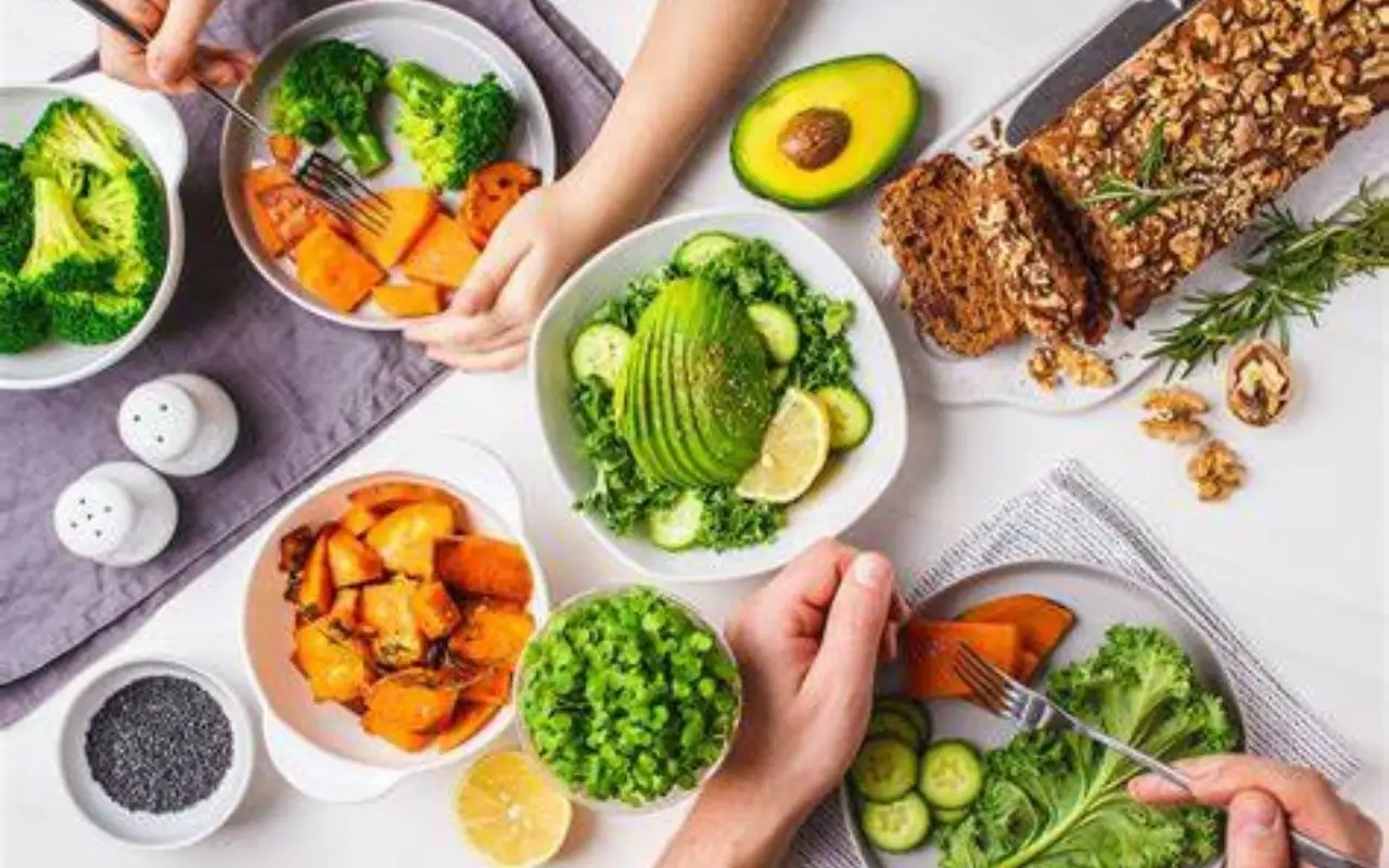 Antiossidanti naturali: quali alimenti inserire nella dieta quotidiana Antiossidanti naturali: quali alimenti inserire nella dieta quotidiana