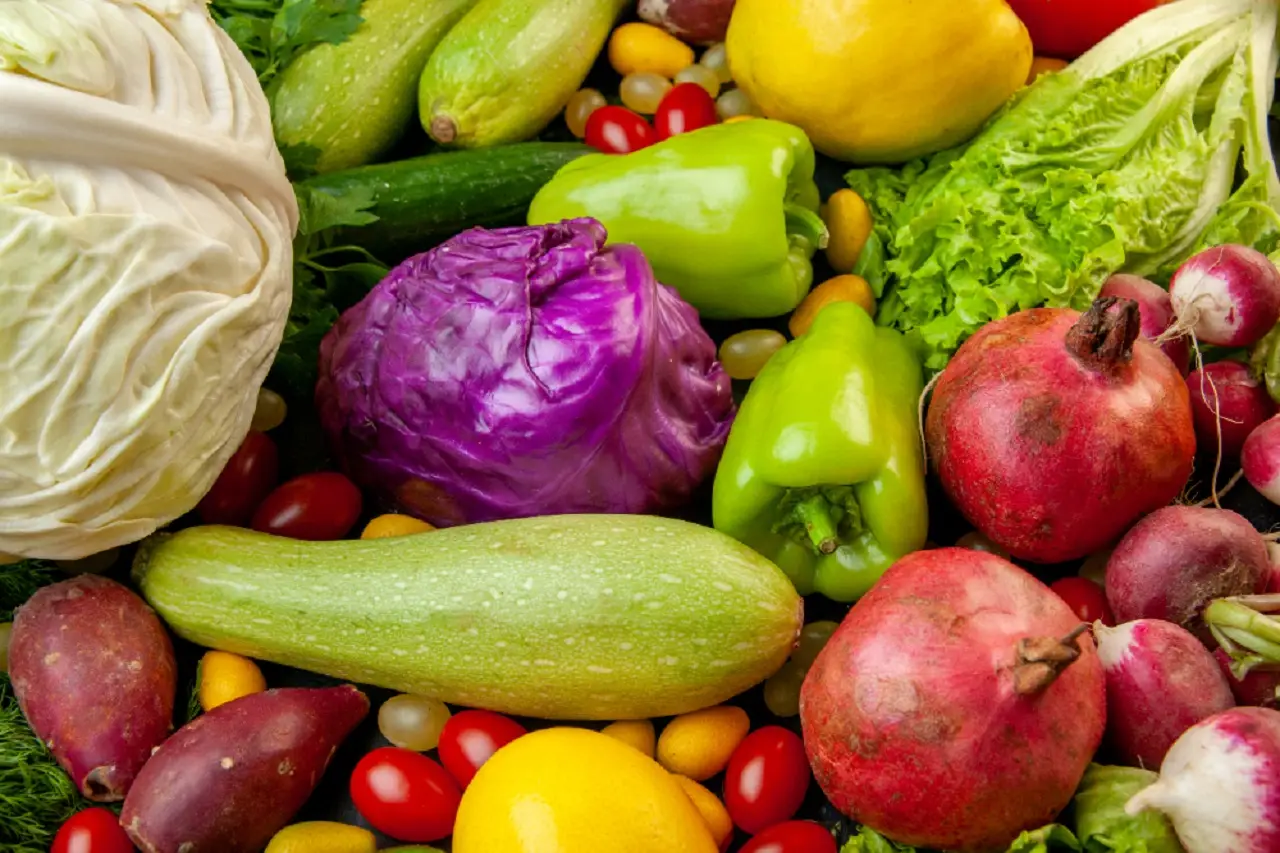 Dieta di stagione: 5 ortaggi che migliorano salute e benessere in primavera Dieta di stagione: 5 ortaggi che migliorano salute e benessere in primavera