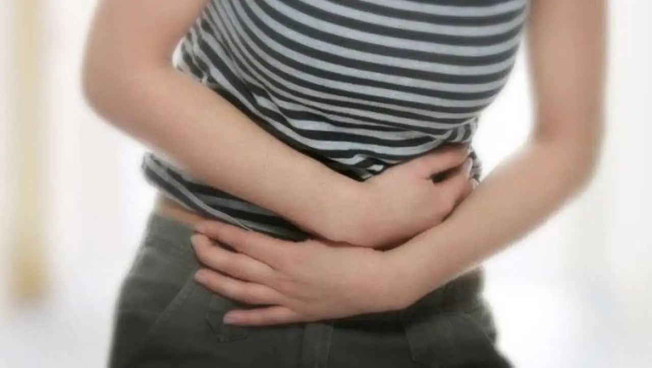 Stitichezza e gonfiore: 5 alimenti consigliati per favorire l’intestino Stitichezza e gonfiore: 5 alimenti consigliati per favorire l’intestino
